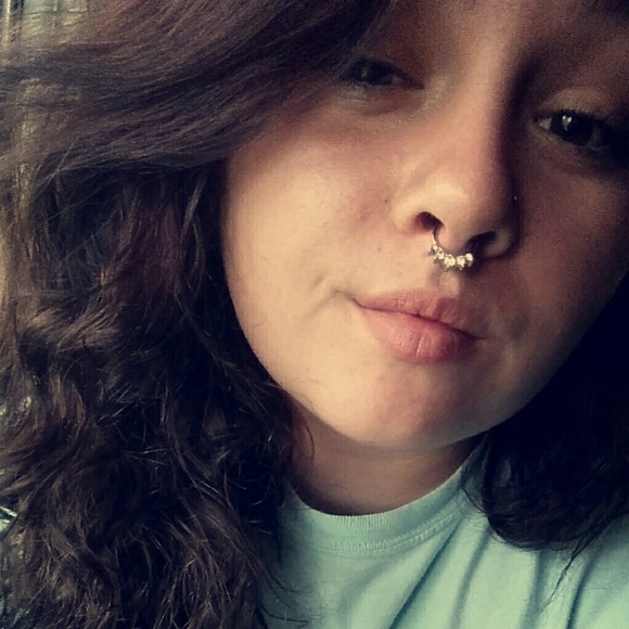 Profile Picture of Monica Andrews (@monica_renee97) on Poshmark