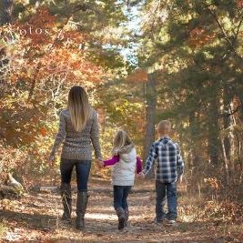 Profile Picture of Lori Carroll (@LoriCarroll355) on Twitter