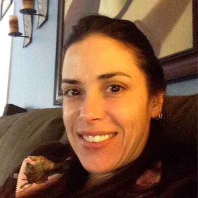 Profile Picture of Laurie Vasquez (@lv2402) on Twitter