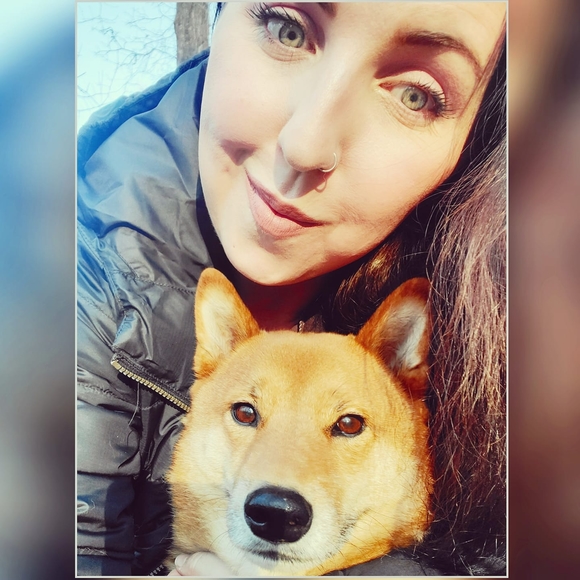 Profile Picture of Lexi Rongstad (@patina22) on Poshmark