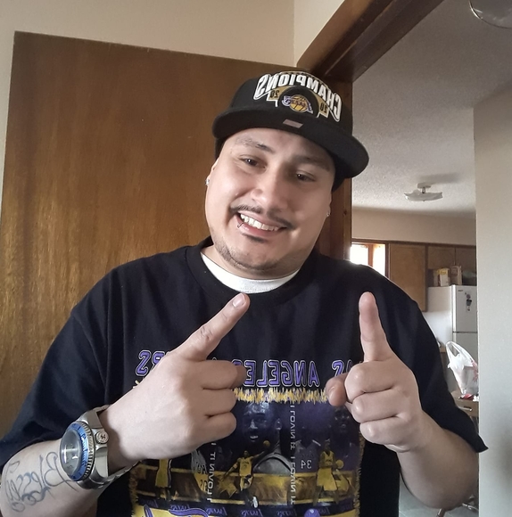 Profile Picture of Daniel Olguin (@danolguin87) on Poshmark