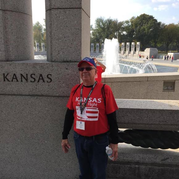 Ken Richmeier - Poshmark Profile Picture of Ken Richmeier (@kenswoodworks) on Poshmark