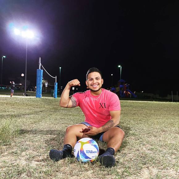 Profile Picture of Greg Moreno (@gmoreno96) on Poshmark