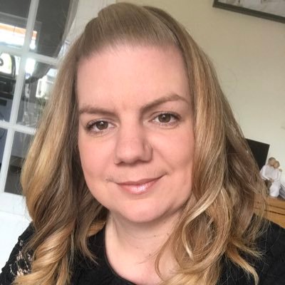 Profile Picture of Laura Skelton (@lauraskelton15) on Twitter