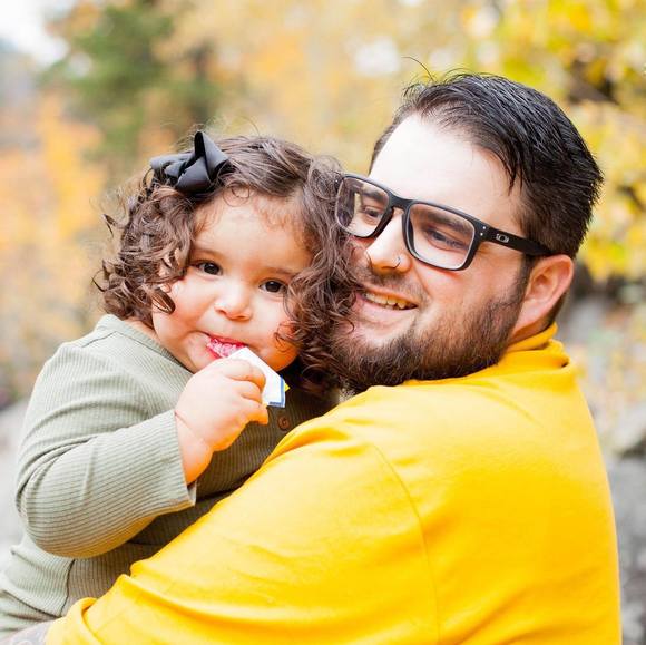 Profile Picture of Chris Chedrick (@chrischedrick) on Poshmark