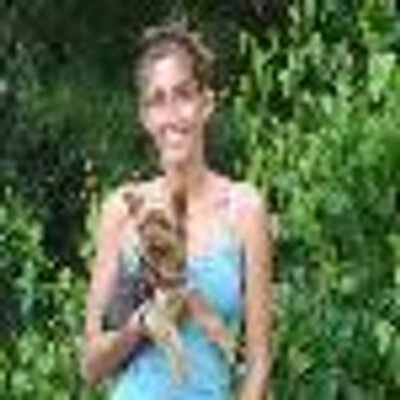 Profile Picture of Dee Bender (@deebender1) on Twitter