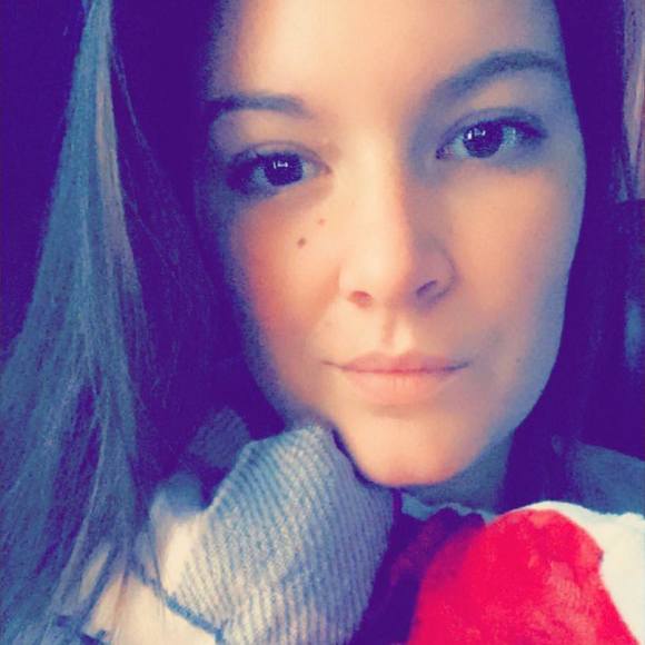 Profile Picture of Ariel Nichole (@arielwilson8223) on Poshmark