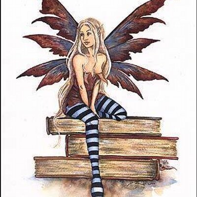 Profile Picture of Lisa Glidewell (@Lady_Graeye) on Twitter