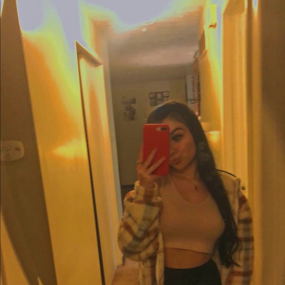 Profile Picture of Constance Bailey (@constancebai489) on Poshmark