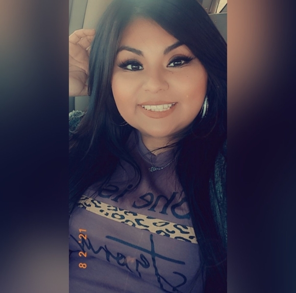 Augustina Martinez - Poshmark Profile Picture of Augustina Martinez (@augi86) on Poshmark