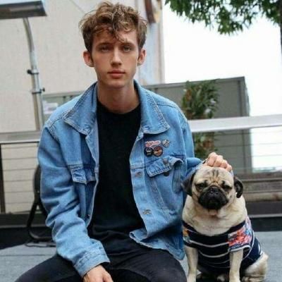 Profile Picture of Eric Boyle (@obwtihxlok) on Tiktok