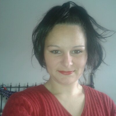 Profile Picture of Rosalinda Martinez (@rosali36787909) on Twitter