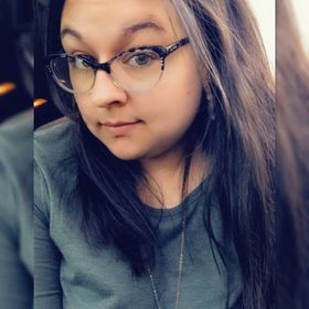 Profile Picture of Alecia Page (@apage0807) on Pinterest