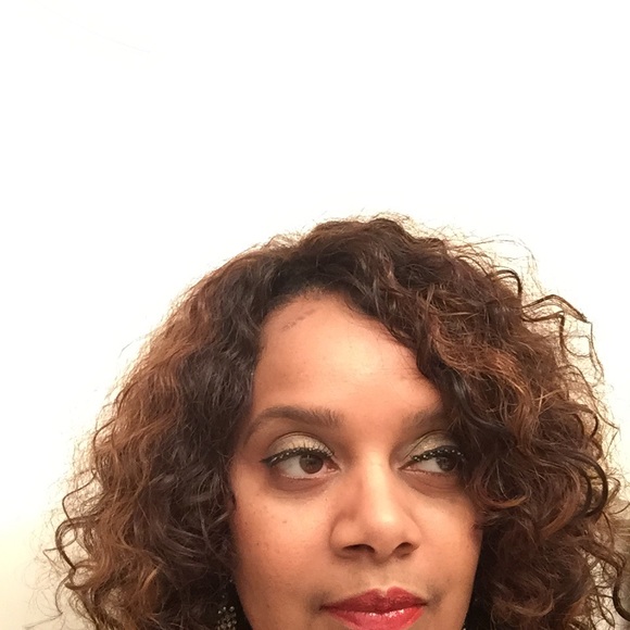 Profile Picture of Dru Yokum (@dyj1020712) on Poshmark