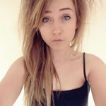 Profile Picture of Joelle Davis (@joelle420) on Instagram