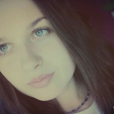 Profile Picture of Vivien Izsvák (@vivien_izsvak) on Twitter