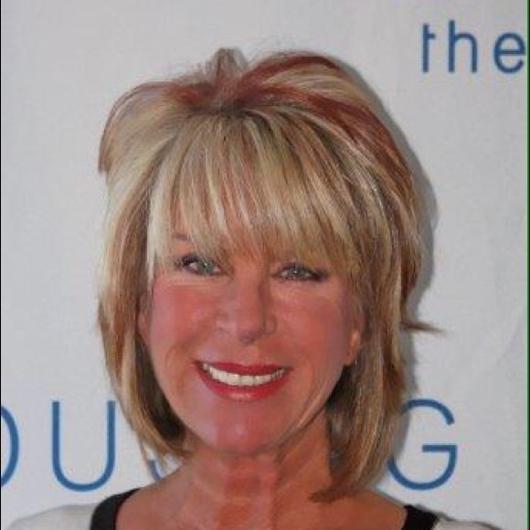 Profile Picture of Kathryn Scroggins (@mkscroggins) on Poshmark