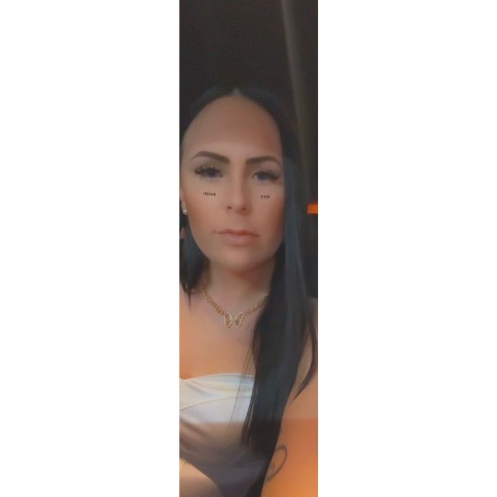 Profile Picture of taralaureen (@taralaureen) on Tiktok