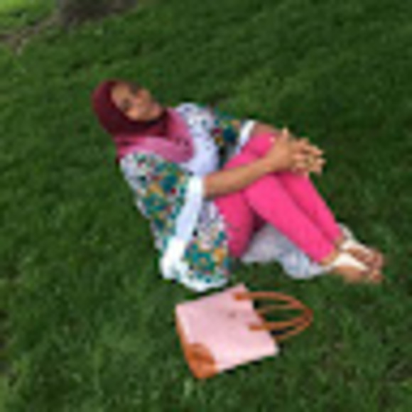 Profile Picture of Adidja Adisho (@adidjalumumba) on Poshmark