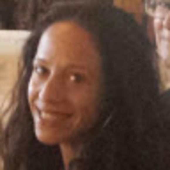 Profile Picture of Rose Scata (@rscata) on Poshmark