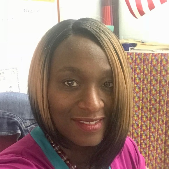 Profile Picture of Chandra Alexander (@iteachabc123) on Poshmark