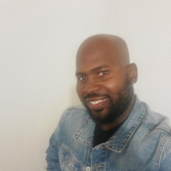 Profile Picture of Jonathan Maeshack (@shackboy04) on Poshmark