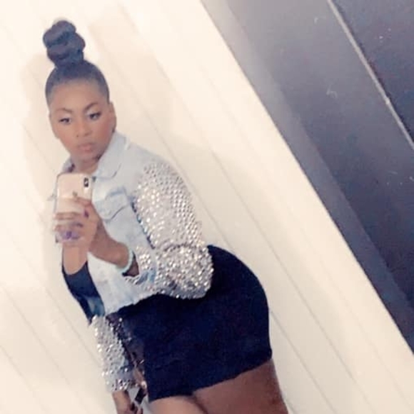 Gianna Figaro - Poshmark Profile Picture of Gianna Figaro (@zoesmommy24) on Poshmark