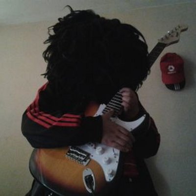 Profile Picture of Steven Alonzo (@steve_28_2000) on Twitter