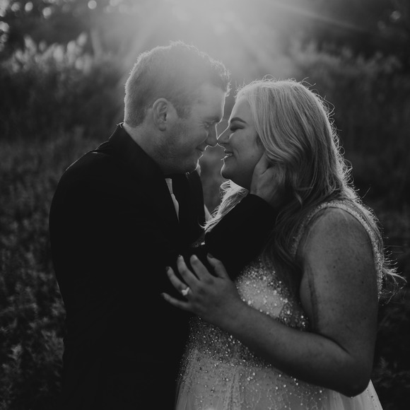 Profile Picture of Danielle Dauber (@mermaid152) on Poshmark