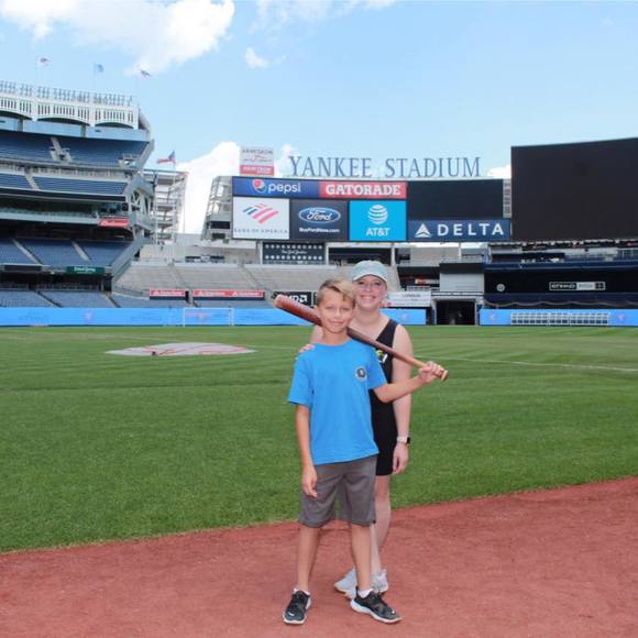 Profile Picture of Mackenzie Longhofer (@macandgray) on Poshmark