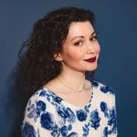 Profile Picture of Liz Maney (@lizsmalls) on Instagram