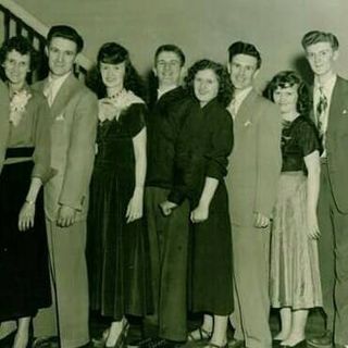 Profile Picture of Jacqueline Ehrhart (@Jacqueline-Ehrhart) on Facebook