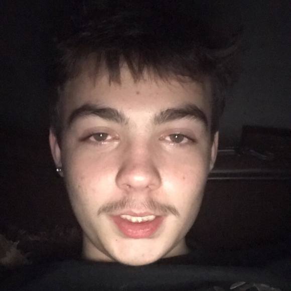 Profile Picture of Blake Brock (@blake_brock) on Poshmark