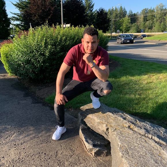 Profile Picture of Marcos Banegas (@marcosbanegas47) on Poshmark