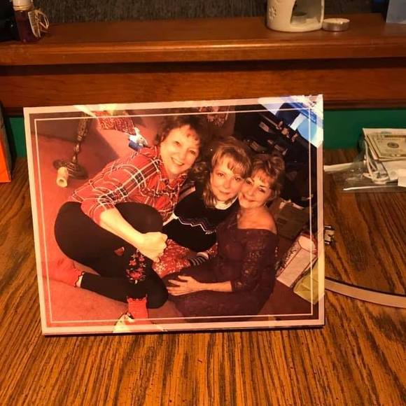 Profile Picture of Nancy Juracka (@nancybil) on Poshmark