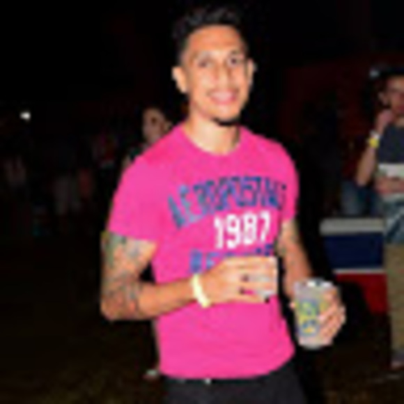 Profile Picture of Adrian Gowrie (@gow1987) on Poshmark