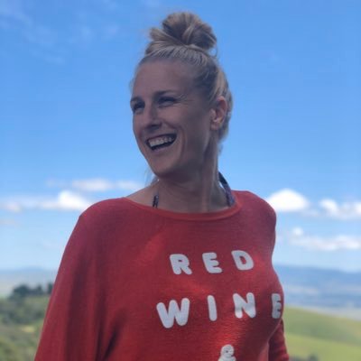 Profile Picture of Kelly (@Kelly_Hunsucker) on Twitter