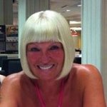 Profile Picture of Jenny Horton (@jennypetehorton) on Instagram