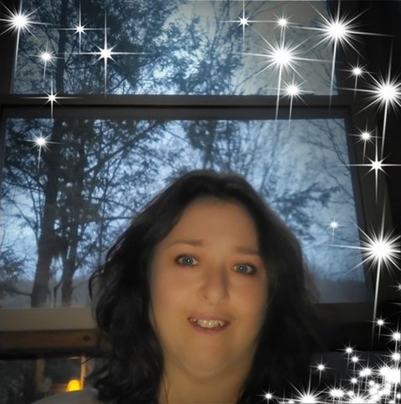 Laura murray Huffsmith - Poshmark Profile Picture of Laura murray Huffsmith (@sklmurray) on Poshmark