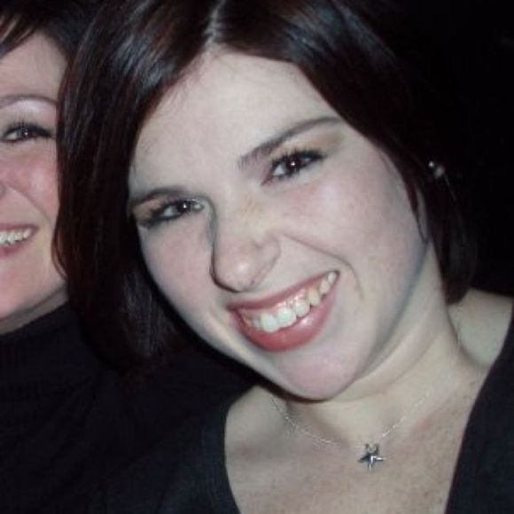Profile Picture of Jodi Waugh (@jwaugh88) on Poshmark