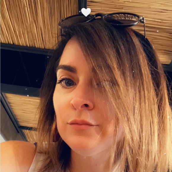 Profile Picture of Heather Neitman (@heatherneit) on Poshmark