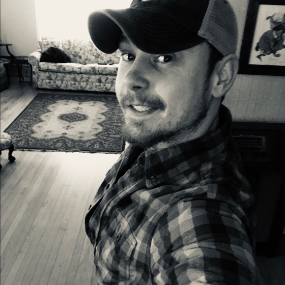 Max Watson - Poshmark Profile Picture of Max Watson (@maxx288) on Poshmark