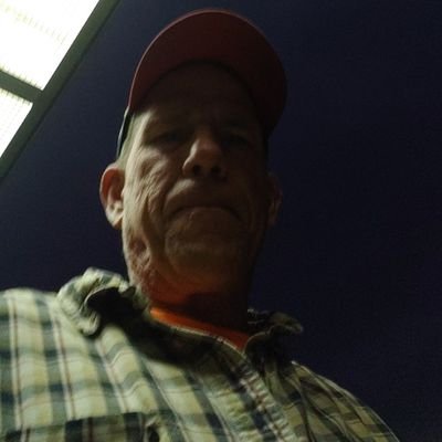 Profile Picture of Matt Lockard (@dfc3b2f4b474417) on Twitter