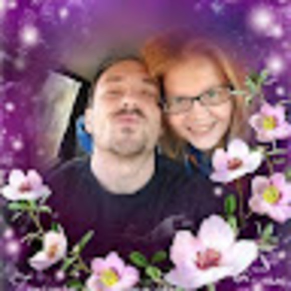 Profile Picture of Darrell & rachel Akey (@dnr90) on Poshmark