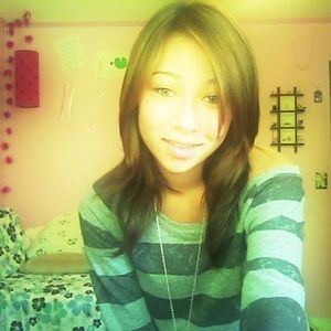 Profile Picture of Lillie Davis (@so.smile) on Myspace
