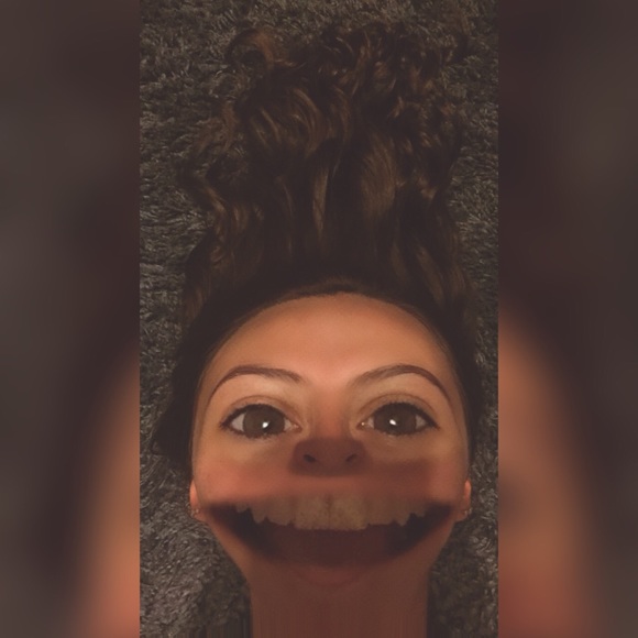 Profile Picture of Keelin Polhemus (@keelin_lanie) on Poshmark