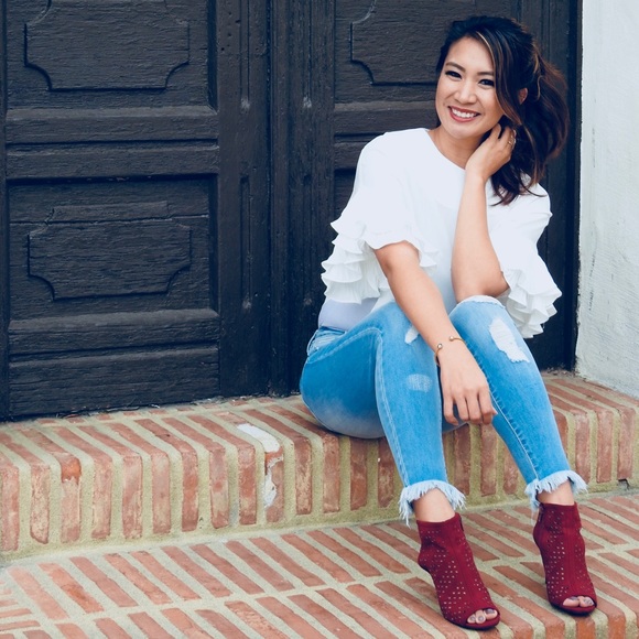 Profile Picture of Jamie Padiernos (@jamiepadiernos) on Poshmark