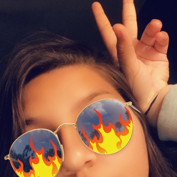 Profile Picture of Marisol Monroy (@marisolxmonroy) on Poshmark