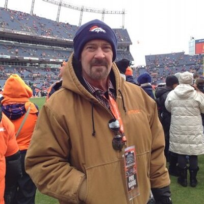 Profile Picture of Walter Bennett (@70Lobo50) on Twitter