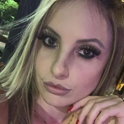 Profile Picture of Ellen William (@EllenWi80699725) on Twitter